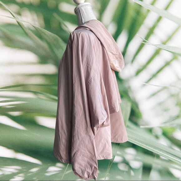 SOIA & KYO plus-size, lightweight pale pink/ beige windbreaker type jacket - Picture 9 of 11